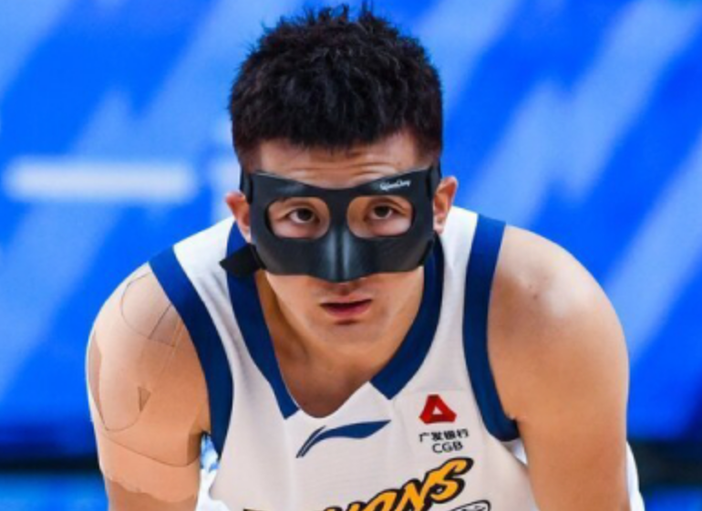 发现半岛体育-升联赛第一！孙铭徽19分广厦逆转新疆 胡金秋16分塔克26+6+7