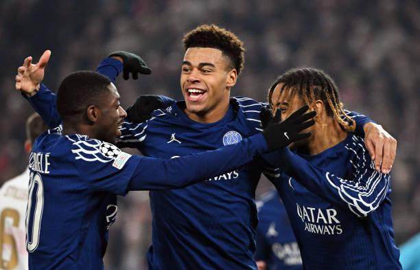 1739503127967083521.jpg 2195985716-612x612.jpg