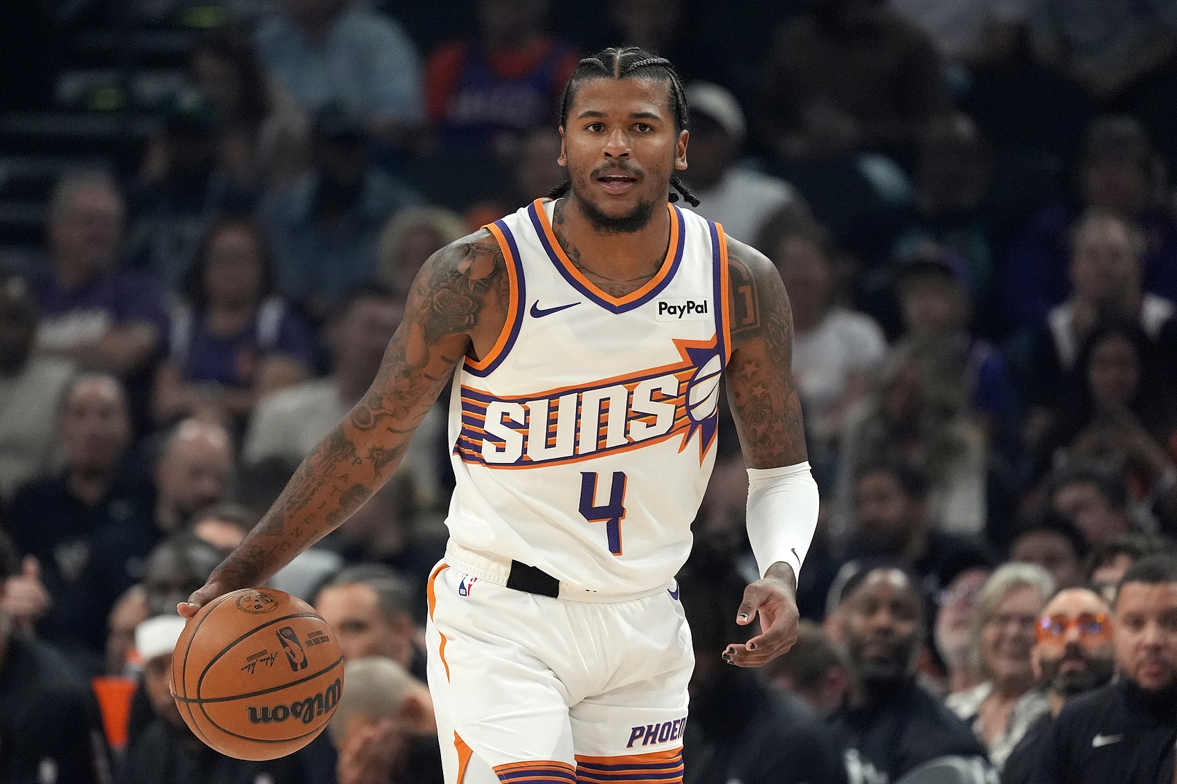 名记：雄鹿向太阳询问了杰伦·格林的潜在交易可能性 被迅速回绝